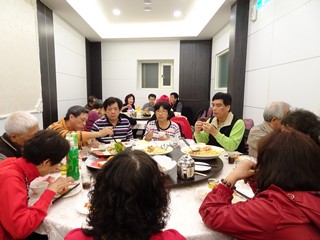 104.12.26餐敘活動